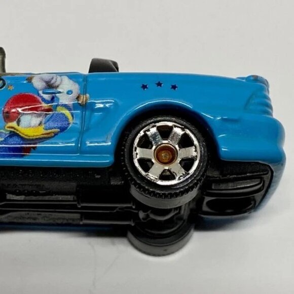 Vintage Matchbox 1994 Ford Mustang Cobra Convertible Donald Duck + Mickey 1995 - Picture 13 of 15